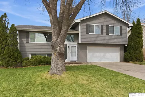 13526 Gertrude St, Omaha, NE 68138