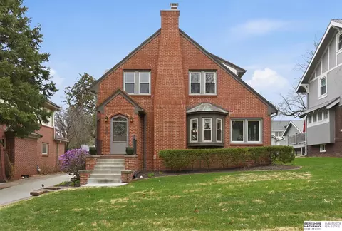 5165 Jackson St, Omaha, NE 68106