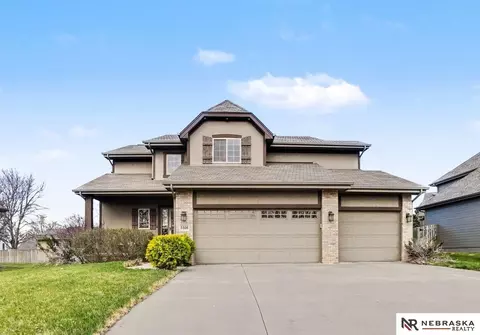 5508 S 165th St, Omaha, NE 68135