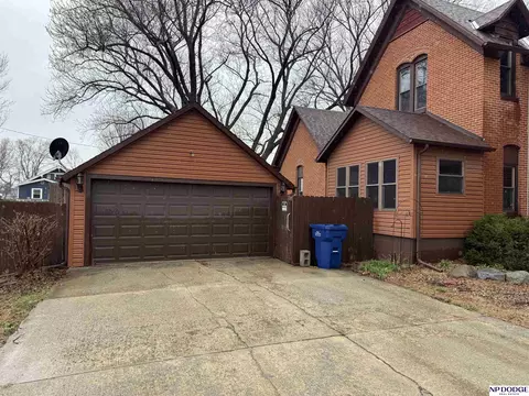 165 N 5th St, Lyons, NE 68038 photo 2