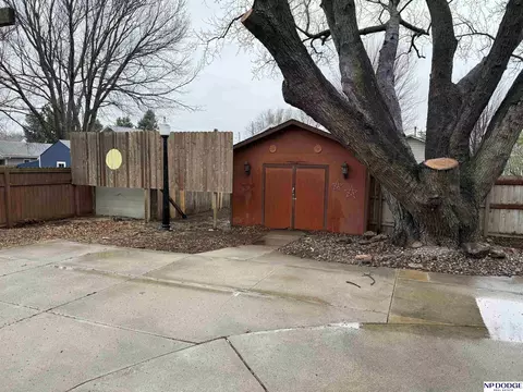 165 N 5th St, Lyons, NE 68038 photo 5