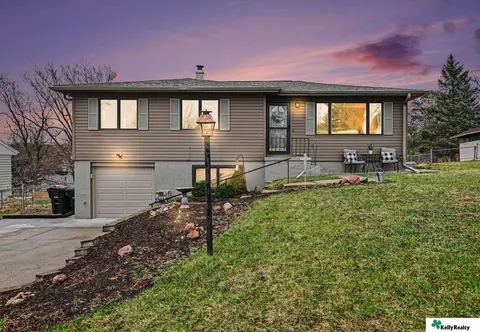 4541 N 85th St, Omaha, NE 68134