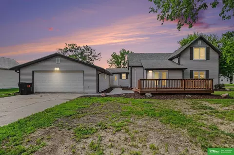 318 S 1st St, Pender, NE 68047