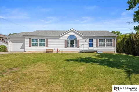 416 N Douglas St, Wilber, NE 68465