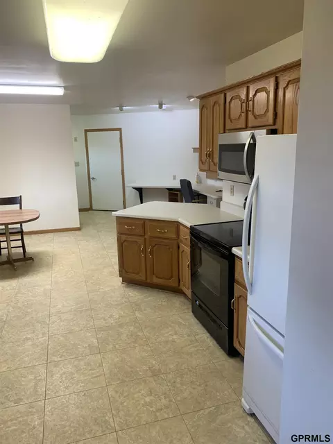 Kitchen - 155 N 5 St, Lyons, NE 68038 photo 4 of 5