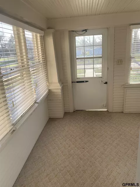 Exterior - 155 N 5 St, Lyons, NE 68038 photo 2 of 7