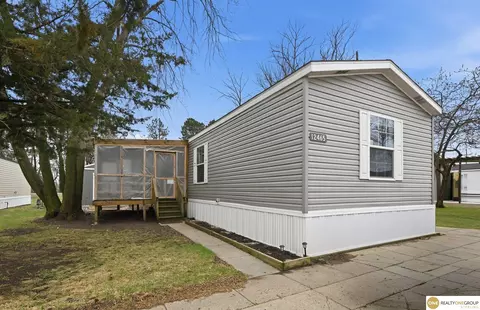 12465 Ann Dr, Blair, NE 68008