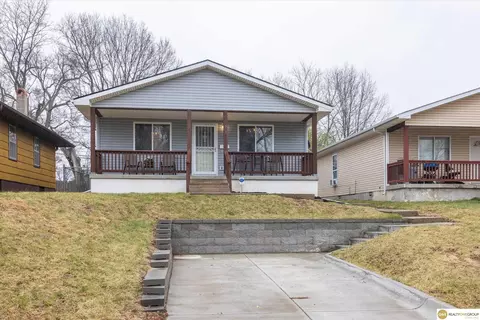 3735 N 40 Ave, Omaha, NE 68111