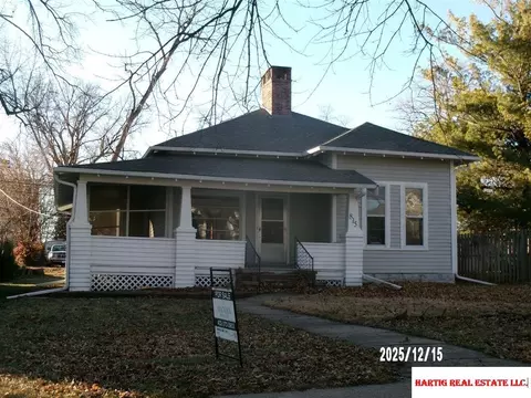 815 N 8th St, Beatrice, NE 68310