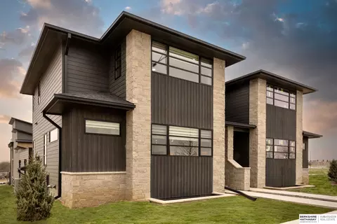632 Applied Pkwy, Omaha, NE 68154
