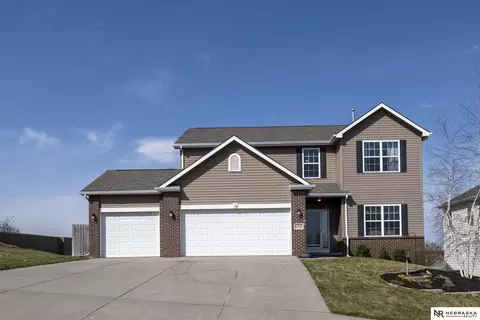 11318 S 47th St, Papillion, NE 68133