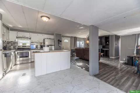 4124 N 127 Plz #40, Omaha, NE 68164