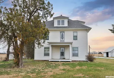 1757 S 52 Rd, Talmage, NE 68448