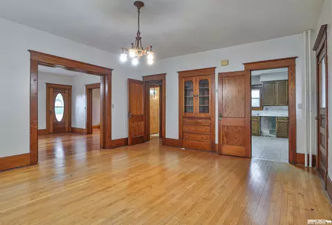 Living - 1757 S 52 Rd, Talmage, NE 68448 photo 3 of 9