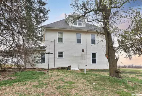 Exterior - 1757 S 52 Rd, Talmage, NE 68448 photo 5 of 7
