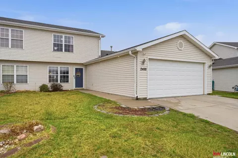2455 Ramsey Rd, Lincoln, NE 68524