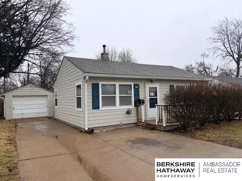 3812 Vinton St, Omaha, NE 68105