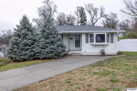 2006 Fairview St, Bellevue, NE 68005
