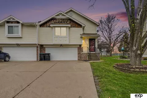 6733 S 153 Cir, Omaha, NE 68137