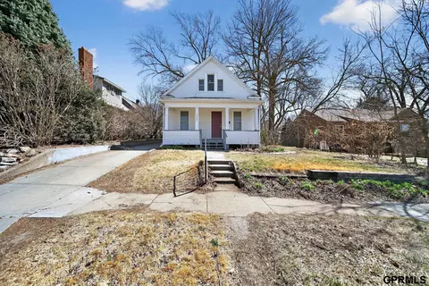 2023 N 63rd St, Omaha, NE 68104
