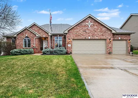 15910 Patrick Ave, Omaha, NE 68116
