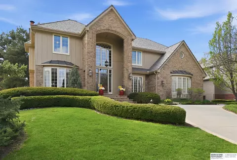 1506 N 133 St, Omaha, NE 68154