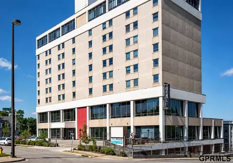 105 N 31st Ave #601, Omaha, NE 68131