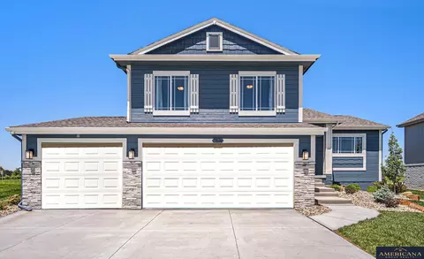 17606 Phoebe St, Bennington, NE 68007