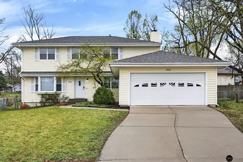 5606 Briar Patch Cir, Lincoln, NE 68516