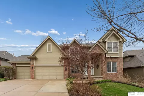 18608 Lamont St, Omaha, NE 68130