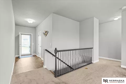 16471 Read St, Bennington, NE 68007 photo 3