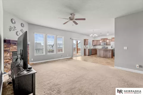 16471 Read St, Bennington, NE 68007 photo 7