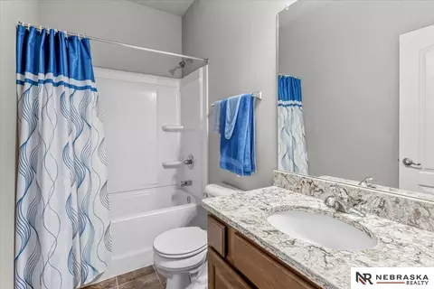 16471 Read St, Bennington, NE 68007 photo 23