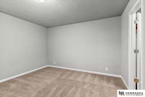 16471 Read St, Bennington, NE 68007 photo 29