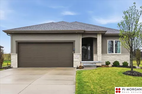 14413 Vane St, Bennington, NE 68007