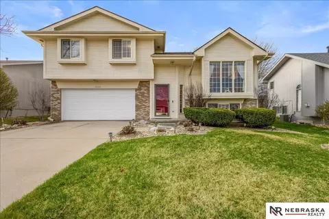 15511 Josephine St, Omaha, NE 68138