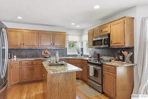 5013 S 169th Cir, Omaha, NE 68135