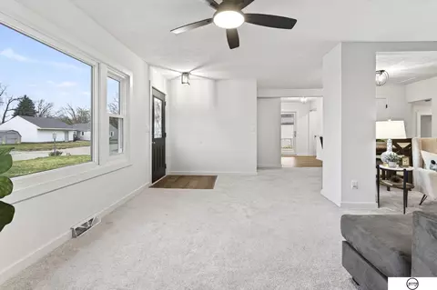 Living - 102 W 28th Ave, Bellevue, NE 68005 photo 3 of 3