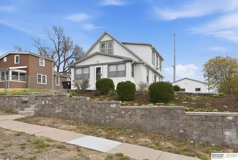 4129 S 36th St, Omaha, NE 68107