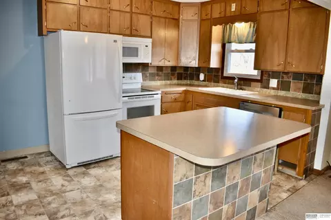 Kitchen - 709 Bridge St, Scribner, NE 68057 photo 2 of 3