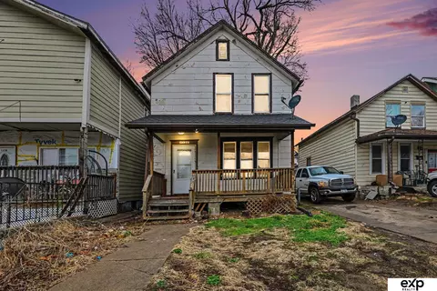 1336 S 25 St, Omaha, NE 68105
