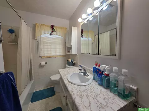 Bath - 208 E O St, Mccool Junction, NE 68401 photo 2 of 2