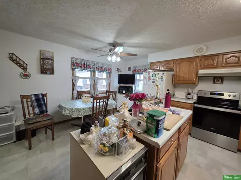 Kitchen - 208 E O St, Mccool Junction, NE 68401 photo 4 of 5