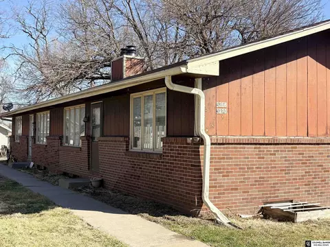 3268 Y St, Lincoln, NE 68503