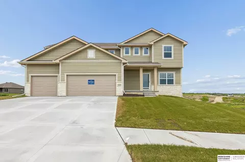 20909 Nebraska Ave, Elkhorn, NE 68022