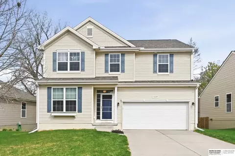 1559 N 208th St, Elkhorn, NE 68022