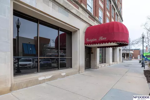 139 N 11th St #1105, Lincoln, NE 68508