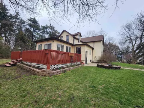 1855 Hoegemeyer Rd, Hooper, NE 68031