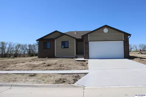 7655 N 50th St, Lincoln, NE 68514