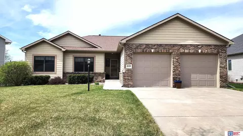 9039 S 29th St, Lincoln, NE 68516